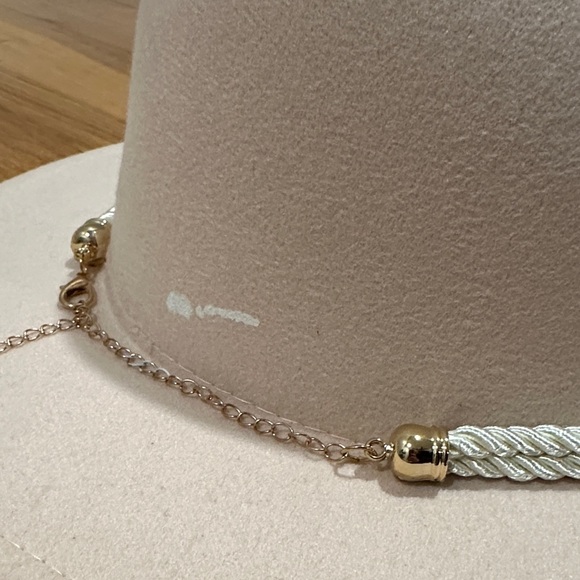 Amazon | Elegant blush pink Fedora Hat with Chain Detail - Picture 10 of 14